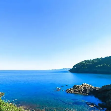 Villa Waterfront With Breathtaking Views And Pool *