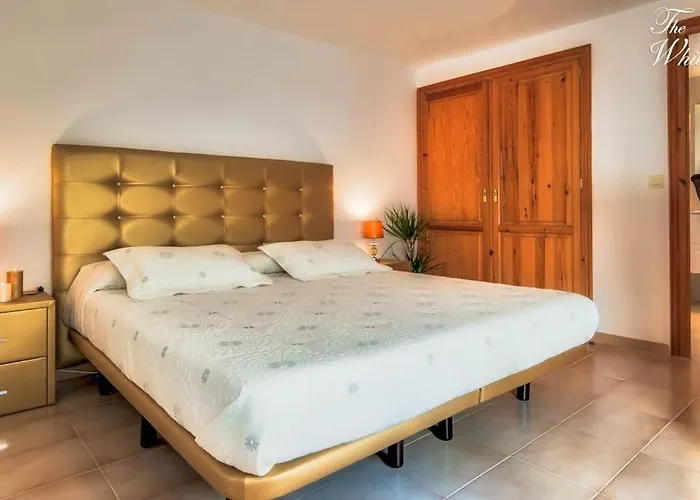 וילה Waterfront With Breathtaking Views And Pool *